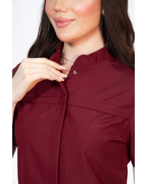 Bordo knopkalı tibbi geyim